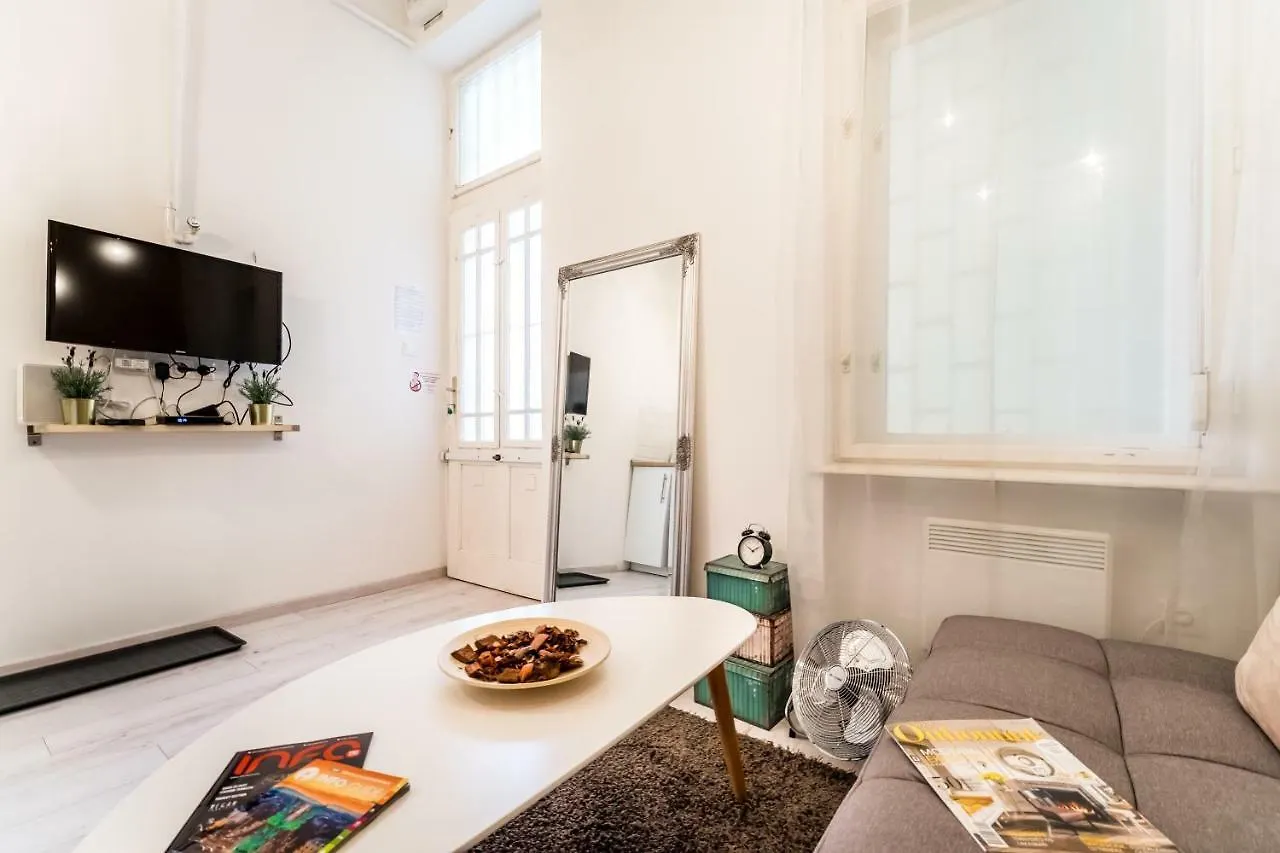Bpr Little Attractico Apartment Budapest 0*,  Hungría